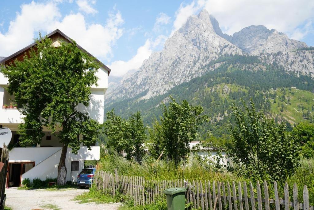 Guesthouse Skender Selimaj Valbona Kültér fotó